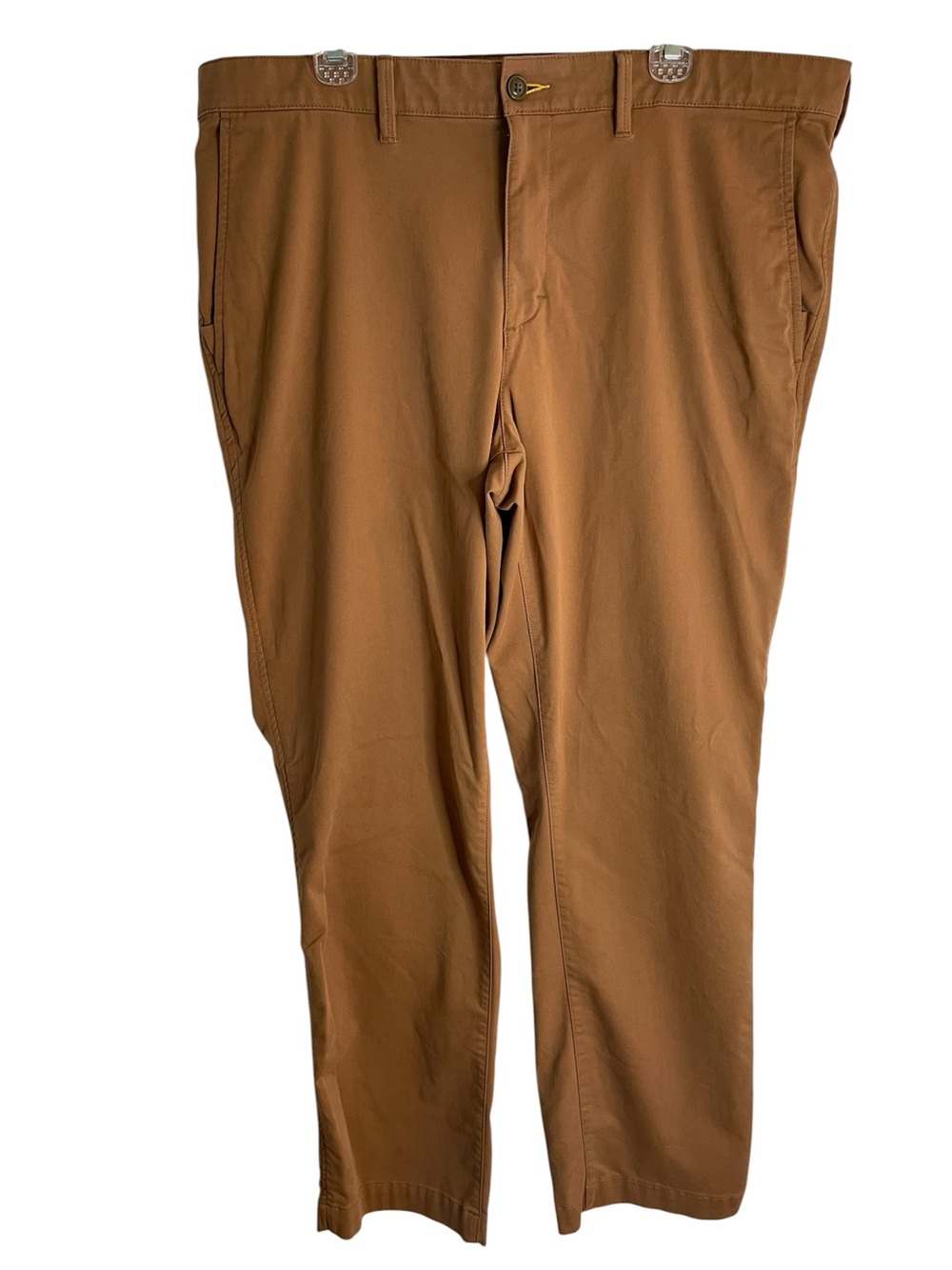 L.L. Bean Men's Tan Chino Pants Standard Fit Size 40 waist 34 inseam